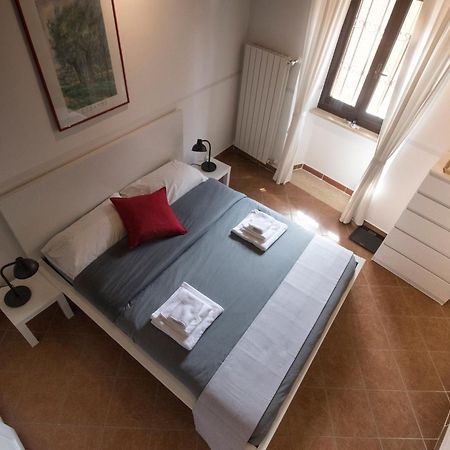 Апартаменти Casa Q163A Tuscolana Next To Metro Рим Екстер'єр фото