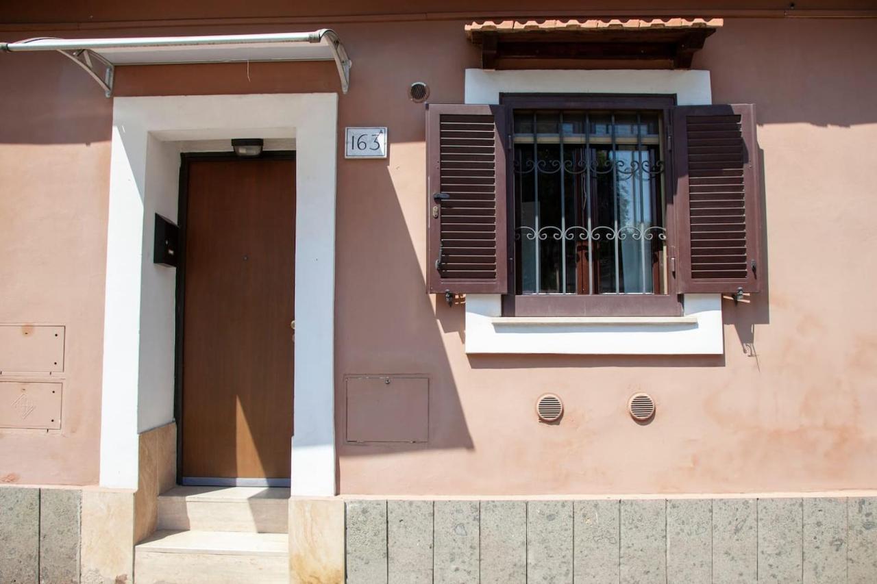 Апартаменти Casa Q163A Tuscolana Next To Metro Рим Екстер'єр фото